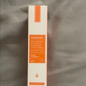 Brightening Serum with Orange Accents